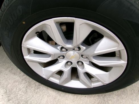 Used 2021 Chevrolet Silverado 1500 Custom w/ Custom Max Trailering Package image 9