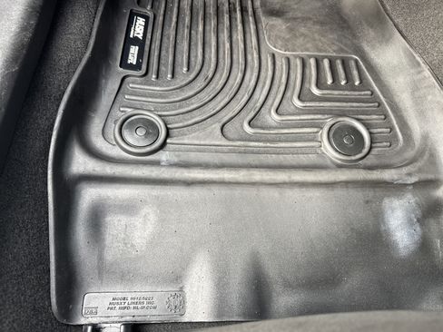 Used 2019 Chevrolet Camaro ZL1 image 17