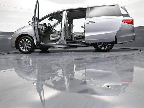 Certified 2023 Honda Odyssey EX-L image 52