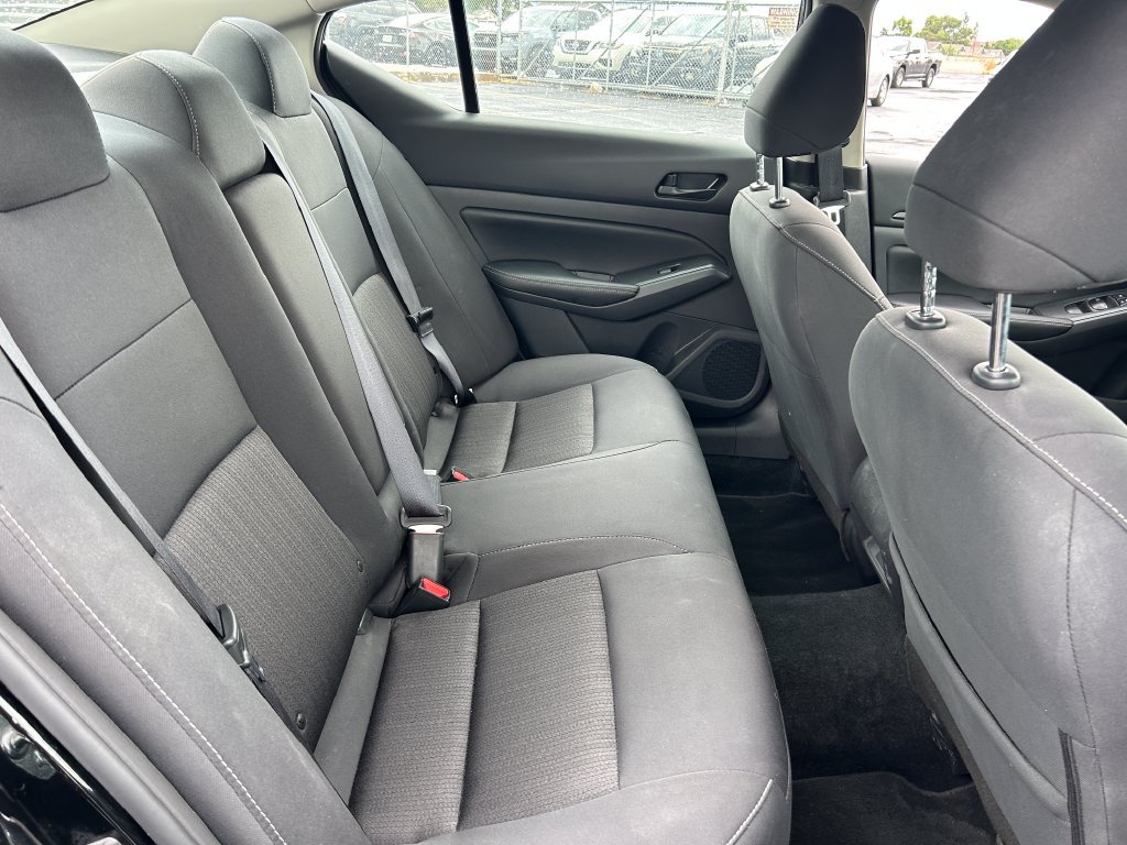 Used 2025 Nissan Altima 2.5 SV FWD image 29