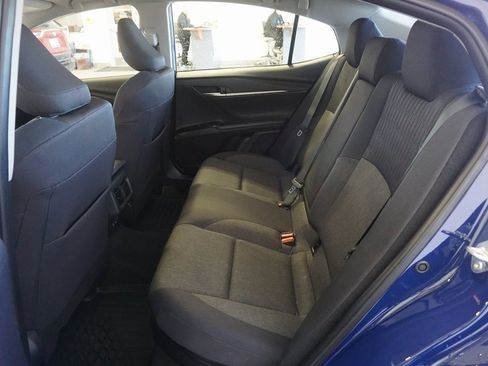 Used 2025 Toyota Camry LE w/ Convenience Package image 18