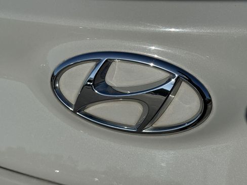 Used 2022 Hyundai Kona SEL FWD image 18