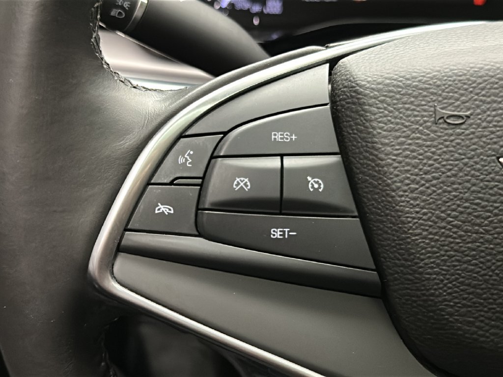 Used 2017 Cadillac XT5 Luxury w/ Driver Awareness Package AWD/4WD image 28