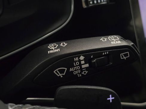 Certified 2025 Audi Q8 Premium Plus w/ Premium Plus Package image 38