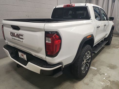 New 2026 GMC Canyon Denali AWD/4WD image 2