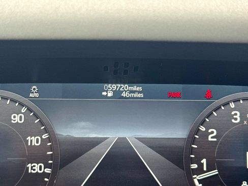 Used 2022 Land Rover Defender 110 S AWD/4WD image 27
