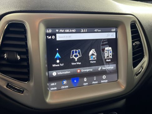 Used 2021 Jeep Compass 80th Special Edition image 20