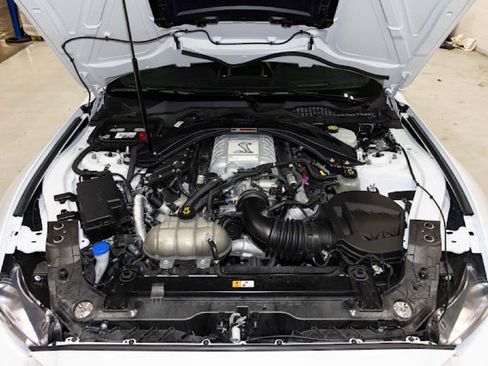 Used 2021 Ford Mustang Shelby GT500 w/ Carbon Fiber Track Pack image 59