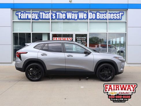Certified 2024 Chevrolet Trax ACTIV FWD image 1