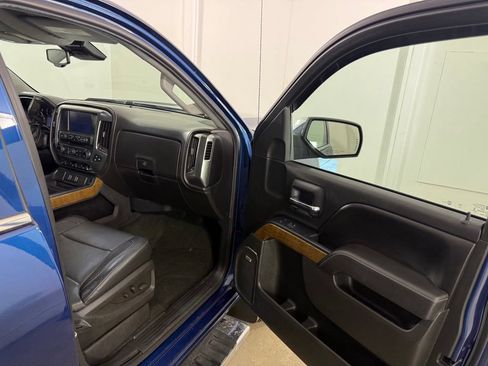 Used 2016 Chevrolet Silverado 1500 LTZ w/ Sport Package AWD/4WD image 23
