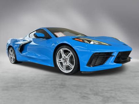 Used 2022 Chevrolet Corvette Stingray Preferred Cpe w/ 2LT RWD image 2