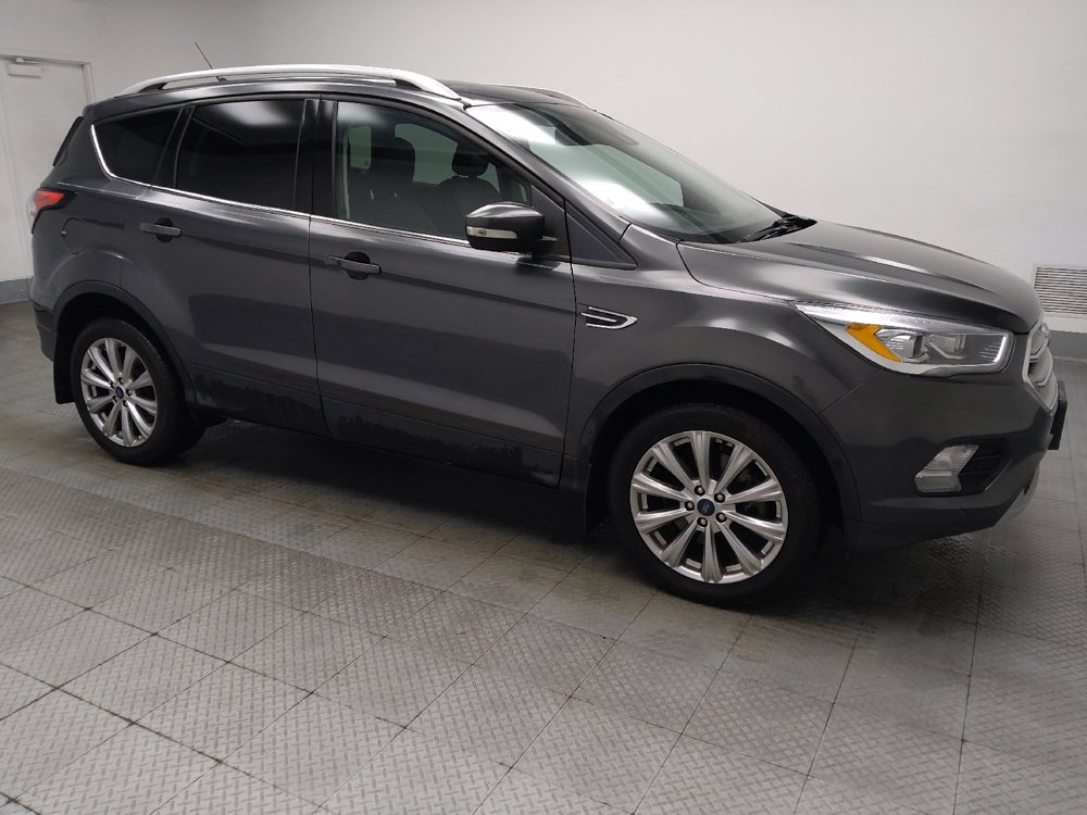 Used 2018 Ford Escape Titanium w/ Ford Safe & Smart Package AWD/4WD image 11
