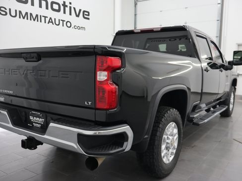 Used 2023 Chevrolet Silverado 2500 LT w/ Convenience Package AWD/4WD image 4