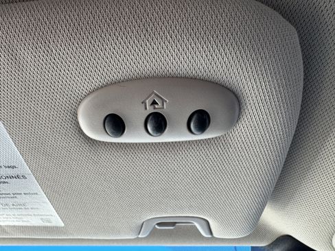 Used 2019 Lincoln Nautilus Select image 24