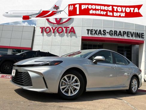 Used 2025 Toyota Camry LE FWD image 1