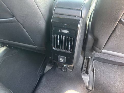Used 2025 Jeep Compass Limited AWD/4WD image 21
