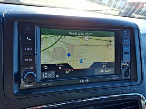 Used 2017 Dodge Grand Caravan GT image 19