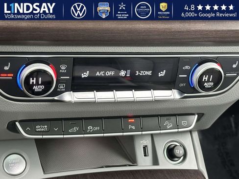 Used 2023 Audi Q5 e Premium Plus w/ Premium Plus Package image 17