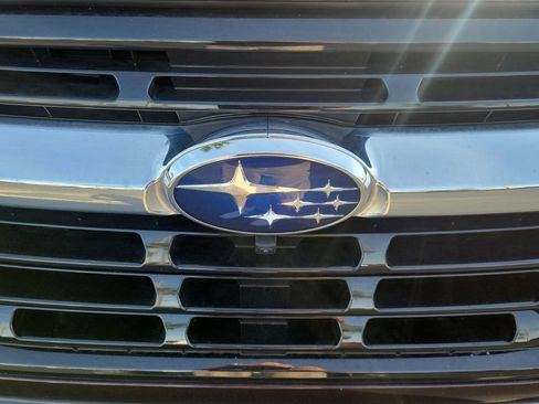 Used 2024 Subaru Ascent Touring w/ Popular Package #2 AWD/4WD image 9