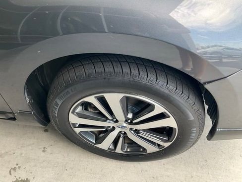 Used 2019 Subaru Outback 2.5i Limited AWD/4WD image 28