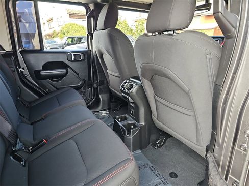 Used 2023 Jeep Gladiator Rubicon w/ Trailer Tow Package image 11