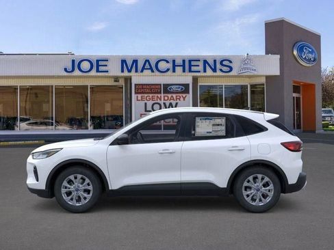 New 2026 Ford Escape Active w/ Cold Weather Package FWD image 5