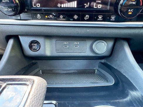 Certified 2024 Nissan Rogue SV w/ SV Premium Package AWD/4WD image 23