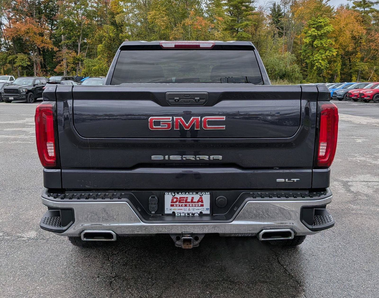 Used 2023 GMC Sierra 1500 SLT w/ SLT Premium Package AWD/4WD image 9
