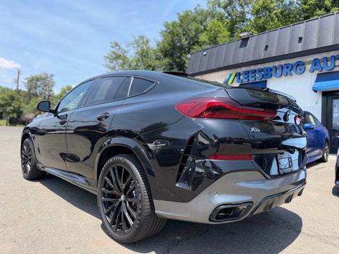 Used 2022 BMW X6 M50i w/ Premium Enhanced Package AWD/4WD image 4
