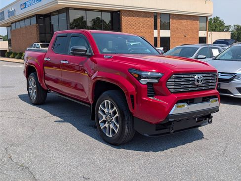 Used 2025 Toyota Tacoma Limited AWD/4WD image 7