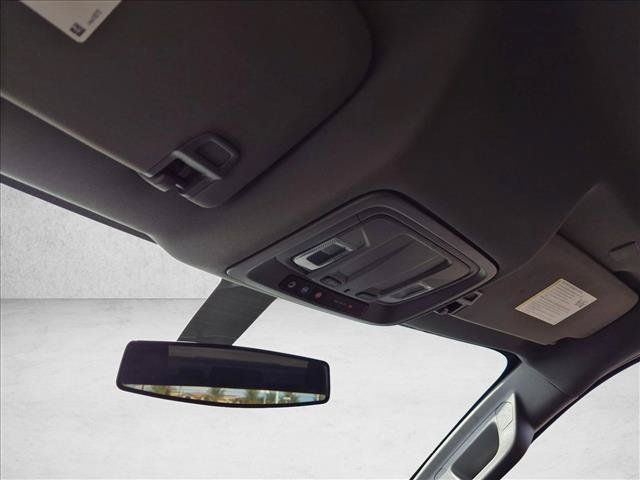 Used 2021 Chevrolet Silverado 1500 Custom RWD image 13