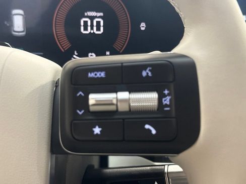 New 2027 Hyundai Santa Fe SEL FWD image 16