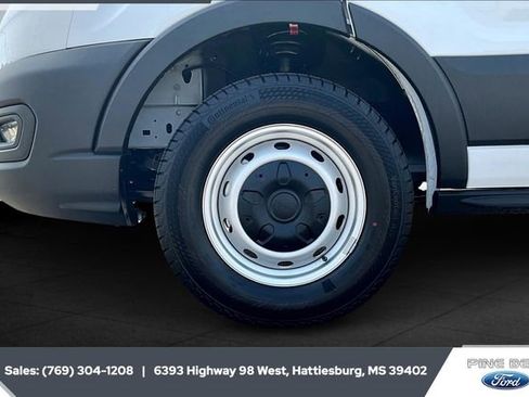 New 2025 Ford Transit 150 Low Roof image 5