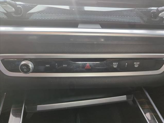 Used 2026 BMW X5 sDrive40i RWD image 23