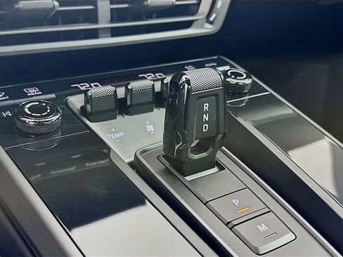 Certified 2024 Porsche 911 Carrera 4S image 19