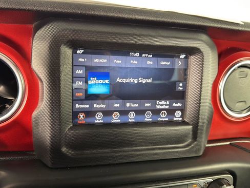 Used 2019 Jeep Wrangler Rubicon AWD/4WD image 32