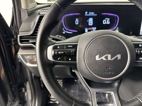 Used 2025 Kia Sportage EX AWD/4WD image 12