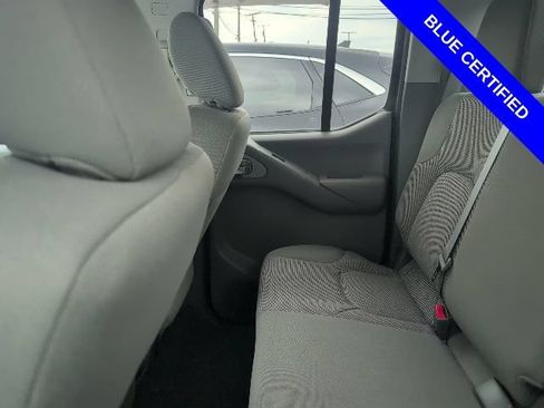 Used 2020 Nissan Frontier SV w/ Midnight Edition Floor Mats AWD/4WD image 5