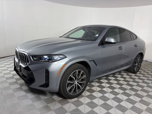 Used 2024 BMW X6 xDrive40i w/ Premium Package AWD/4WD image 3