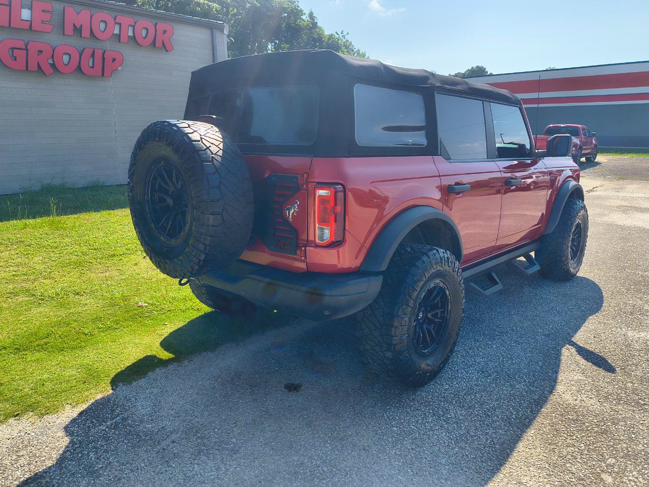 Used 2022 Ford Bronco Black Diamond AWD/4WD image 10