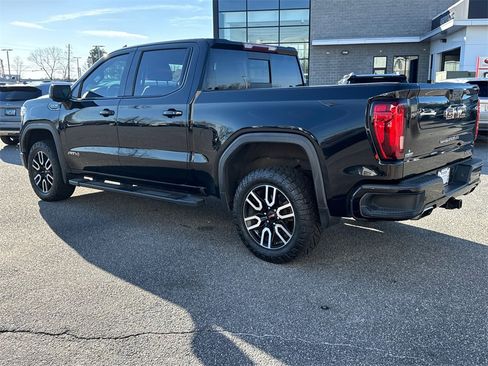 Used 2020 GMC Sierra 1500 AT4 w/ AT4 Premium Package image 5