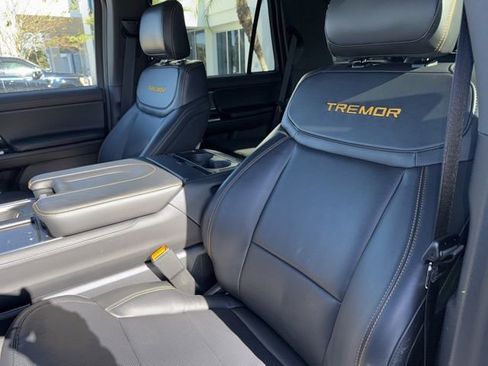 Used 2025 Ford Expedition Tremor image 10