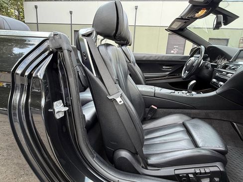 Used 2013 BMW 650i xDrive Convertible w/ Cold Weather Pkg image 17