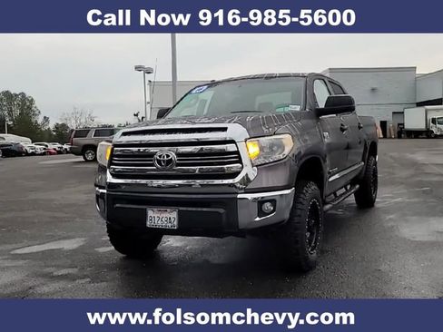 Used 2016 Toyota Tundra SR5 image 3