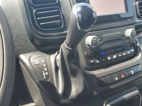 Used 2025 RAM ProMaster 2500 w/ Convenience Group FWD image 24