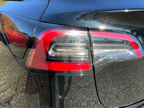 Used 2019 Tesla Model 3 Long Range image 20