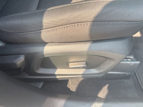 Certified 2022 Ford Explorer XLT RWD image 33