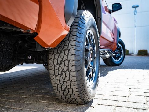 Used 2025 Toyota Tacoma TRD Off-Road w/ TRD Off Road Upgrade Package image 47