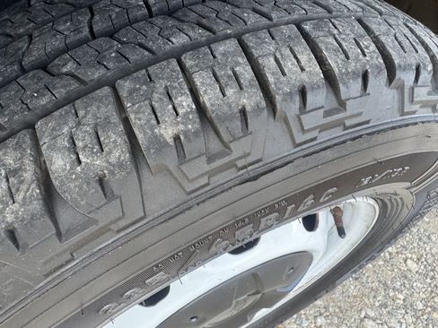 Used 2019 Ford Transit 150 148 Medium Roof image 14