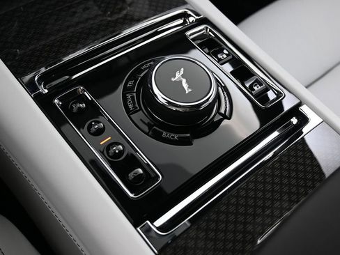 New 2027 Rolls-Royce Ghost Black Badge AWD/4WD image 23